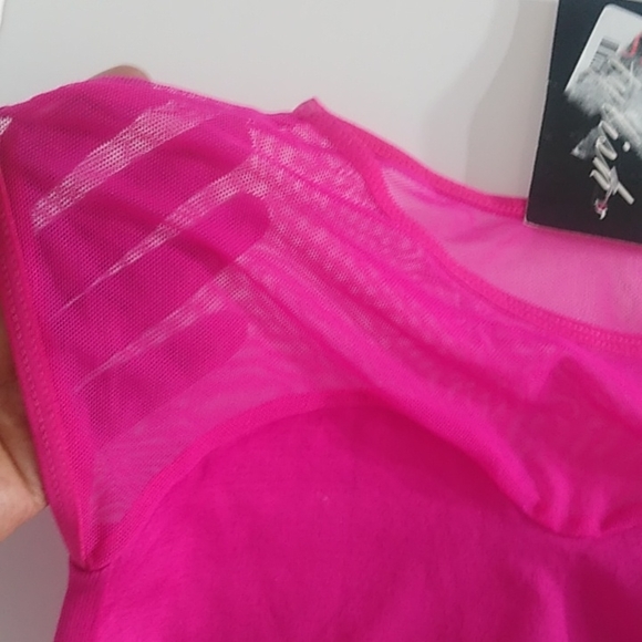 Top - Picture 2 of 3